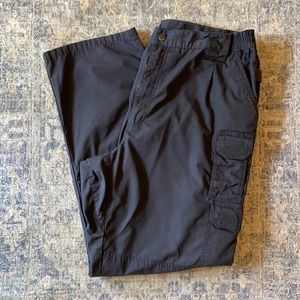 LIKE NEW men’s 5.11 Tactical Cargo Pant